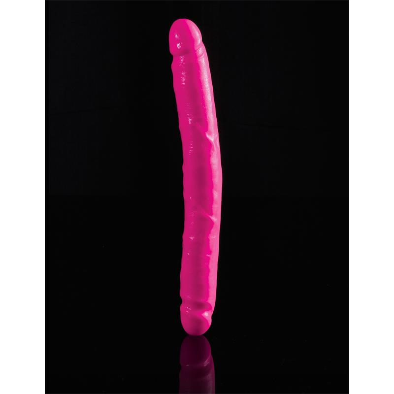 Prekybinis dildo su įvairiomis formomis ir ilgiu