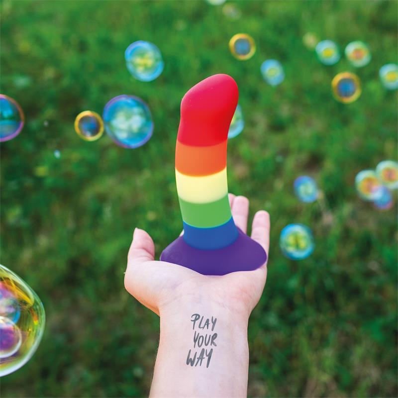 Dildo G-taško stimuliacijai su siurbimo pagrindu