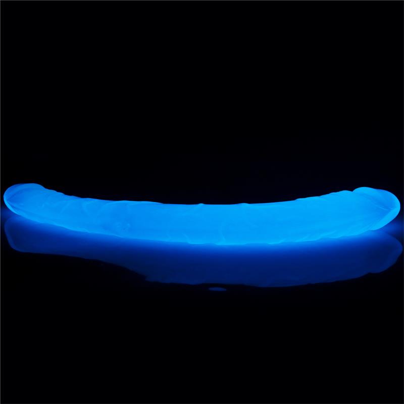 Šviečiantis dildo su mėlyna šviesa