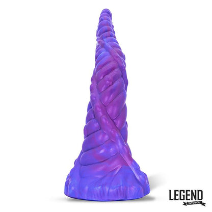 Dildo su siurbtuku ir tekstūruota forma