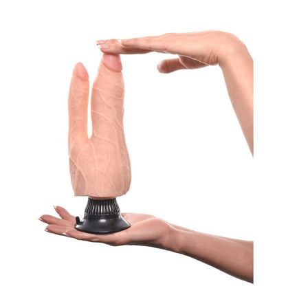 Vibruojantis dildo su siurbtuku ir realistiškomis venomis