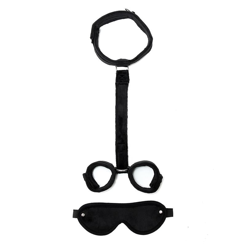 Erotinis rinkinys poroms su akių kauke ir manžetėmis