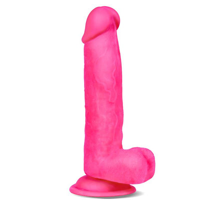 Dildo su siurbtuku ir tikroviška tekstūra