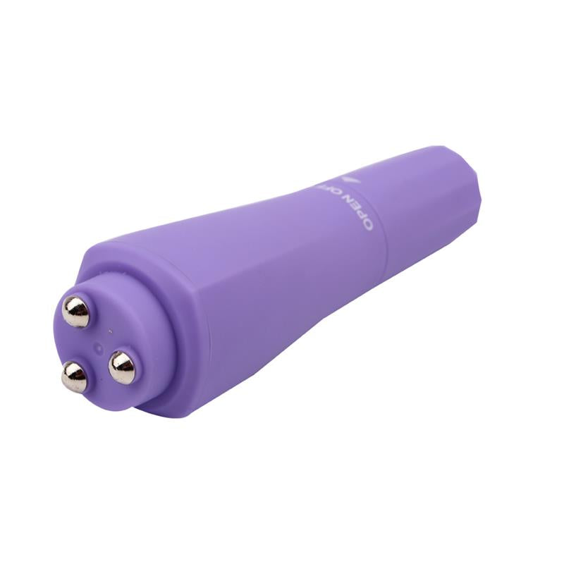 Mini vibratorius su keičiamais antgaliais